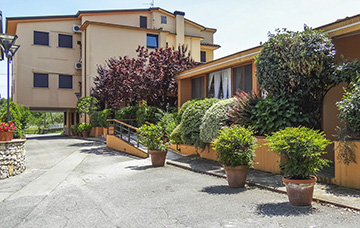 esterno albergo ristorante topolino